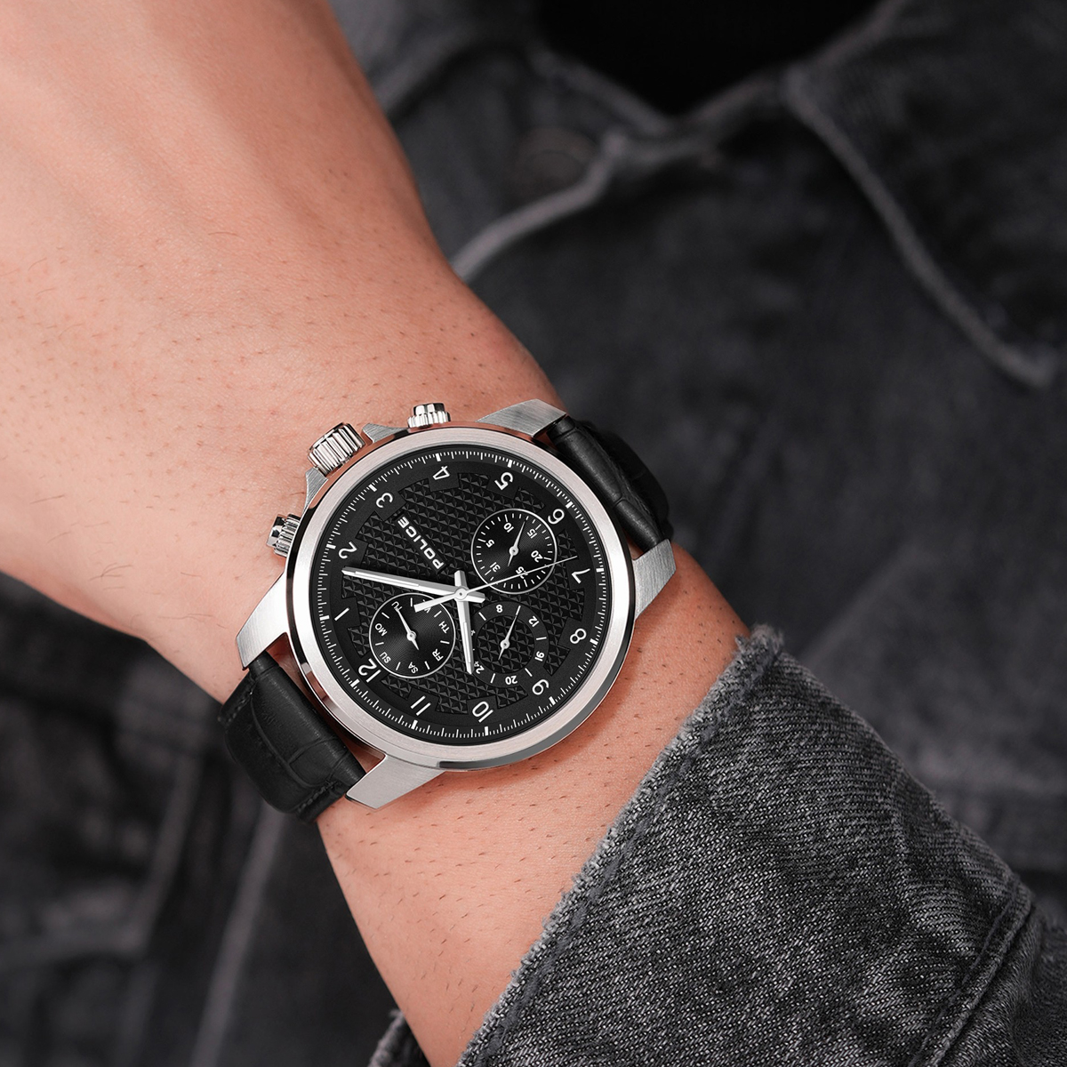 POLICE SMARTWATCH WATCHES Mod. PEWJF0021503 POLICE SMARTWATCH WATCHES Mod. PEWJF0021503